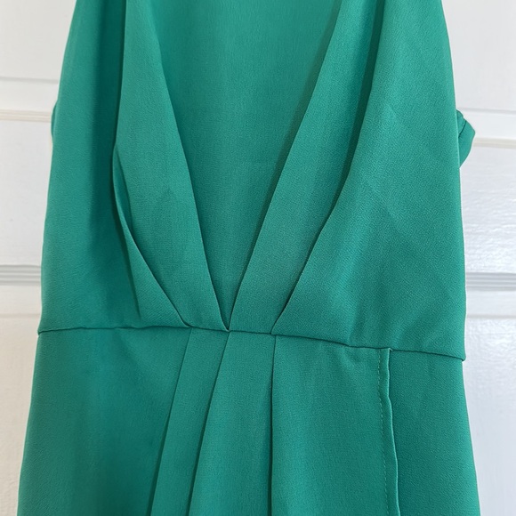 Emerald green chiffon halter dress - Picture 4 of 5